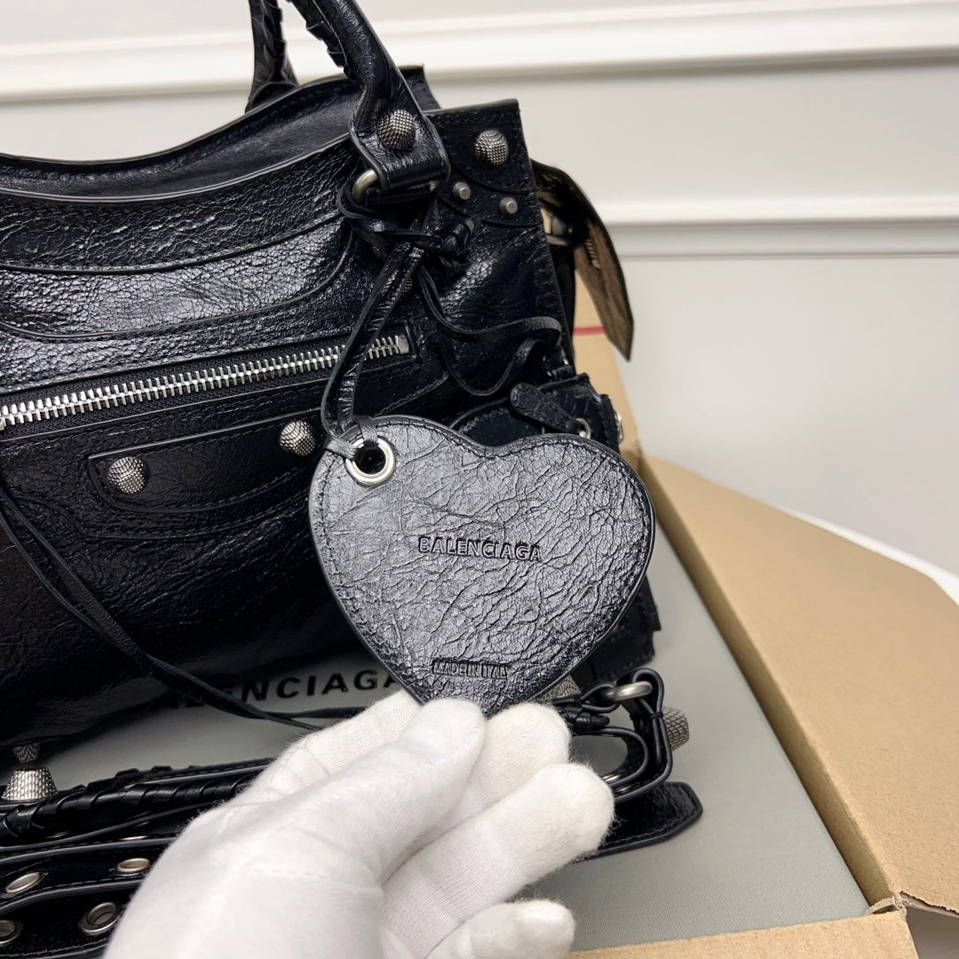 new-designer-premium-bags-nm24288