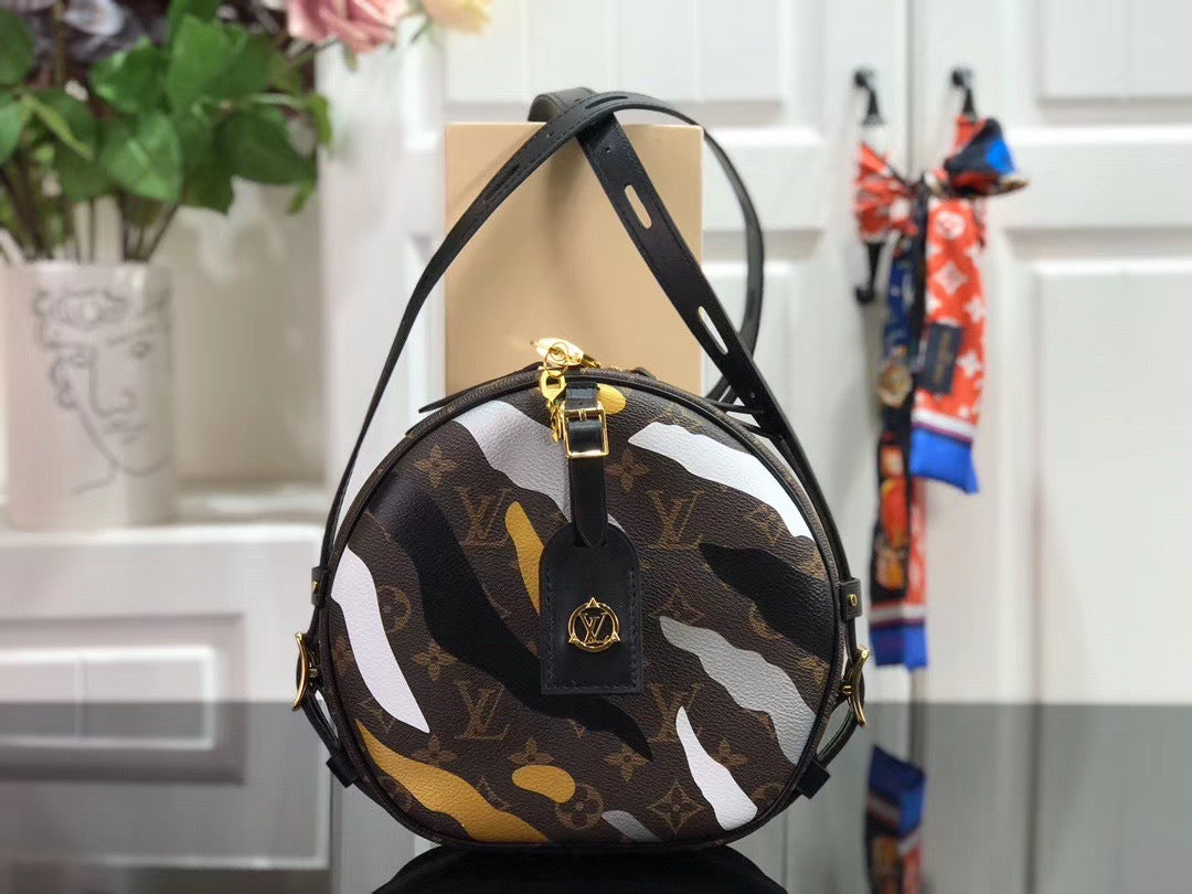 new-luxury-designer-bags-nm22012