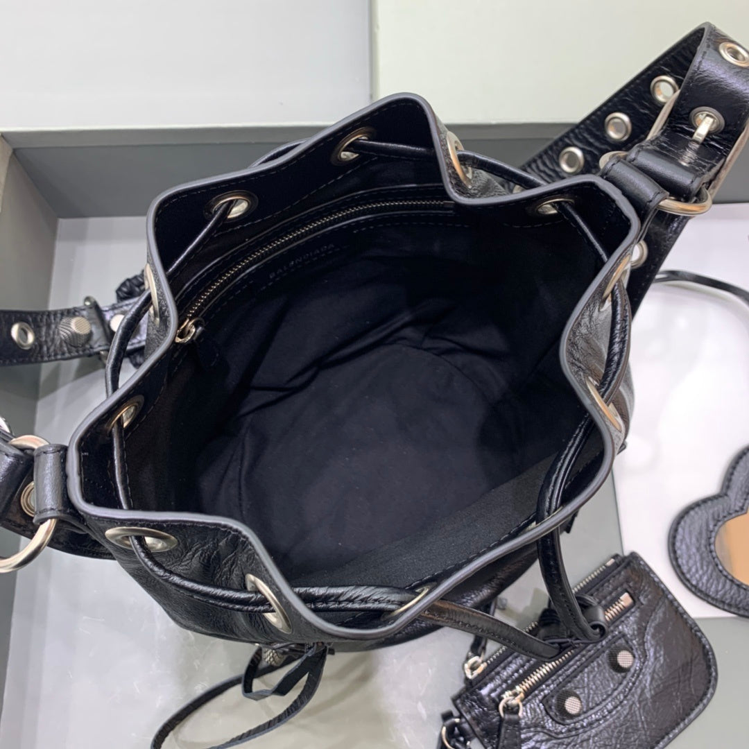 new-luxury-designer-bags-nm24318