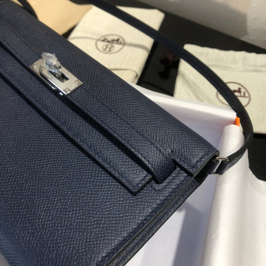 Designer Premium Bags --NM23564