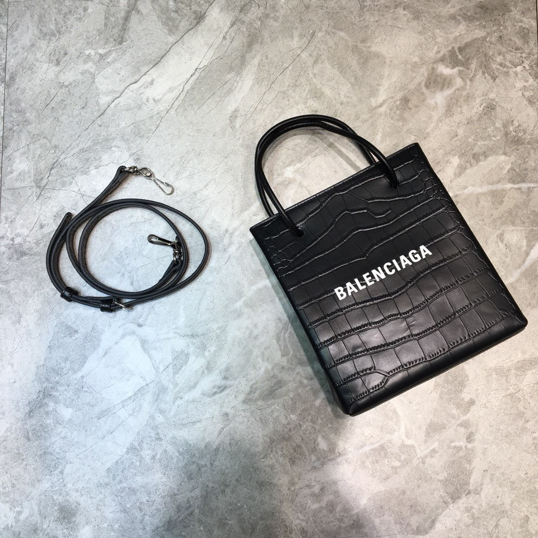 new-designer-premium-bags-nm24486