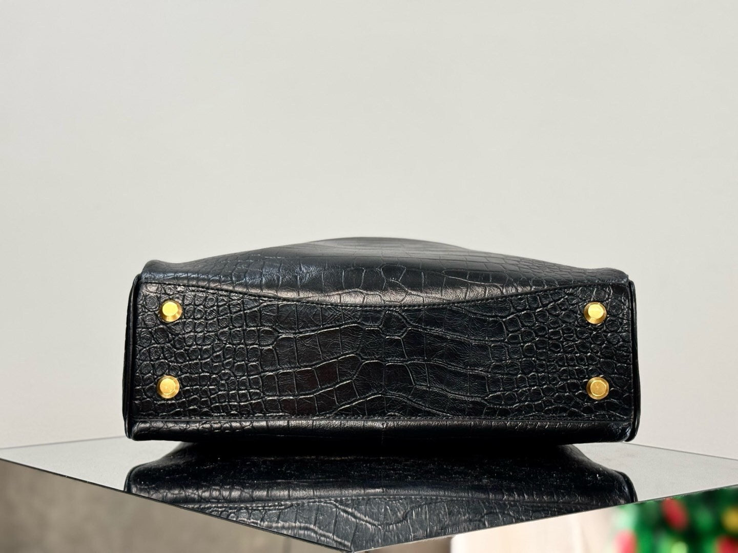 new-luxury-designer-bags-nm24689