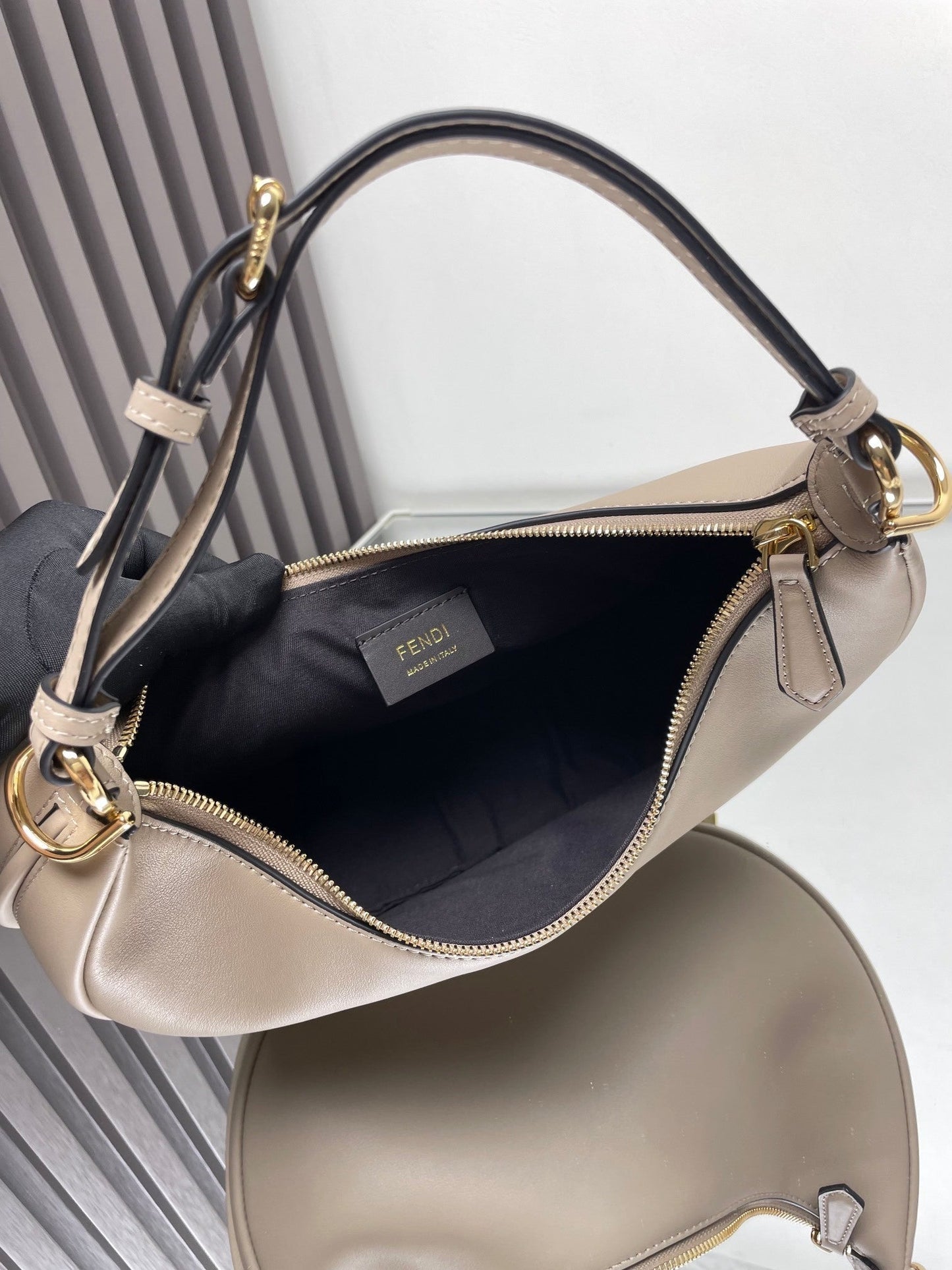 Dragons Bags - High-Quality Designer Products for You - AFFORDABLE LUXURY BAGS - 19154