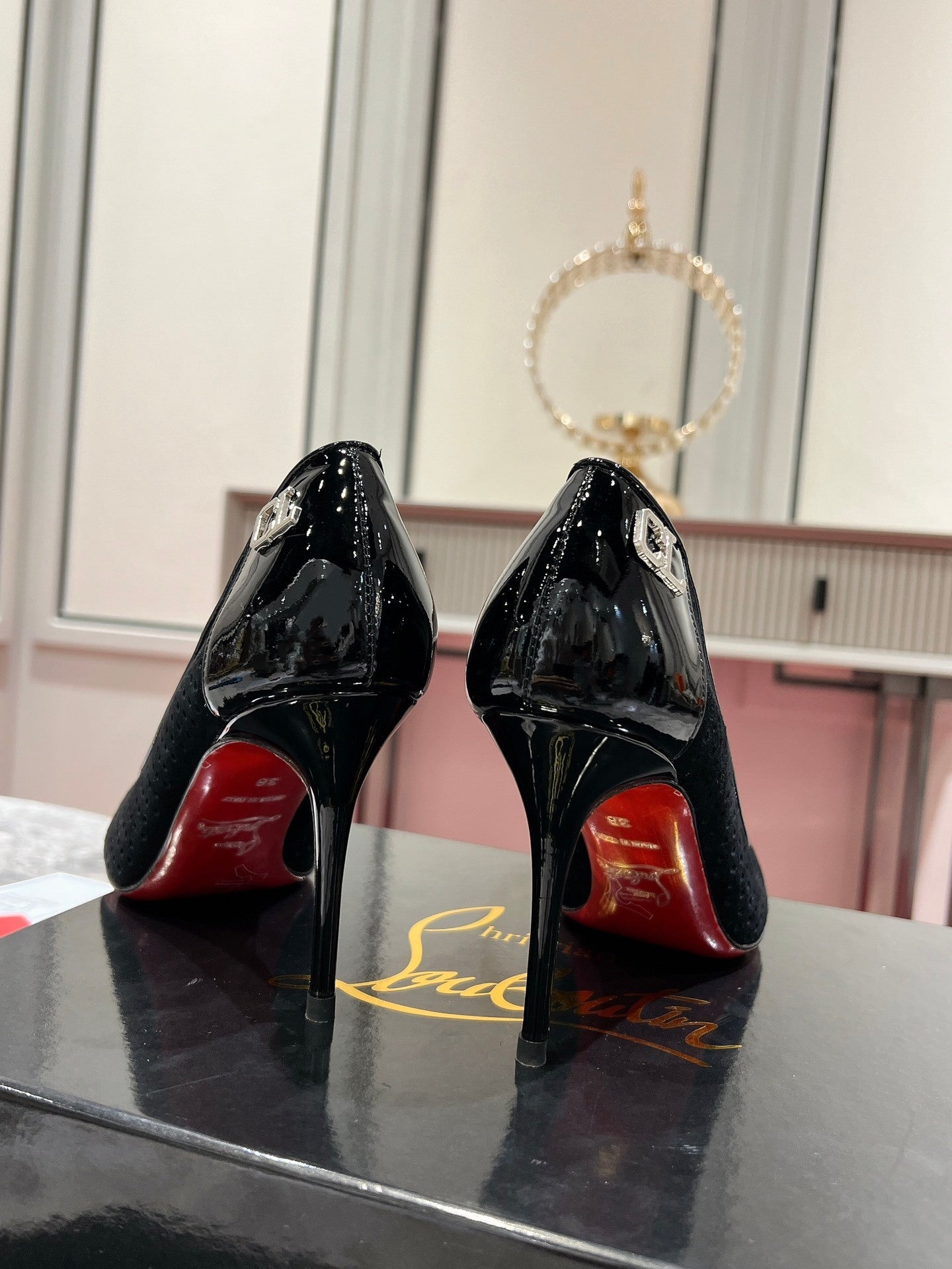 Dragons Bags - Best High-End Brands in One Place - AFFORDABLE LUXURY HEELS - 8089
