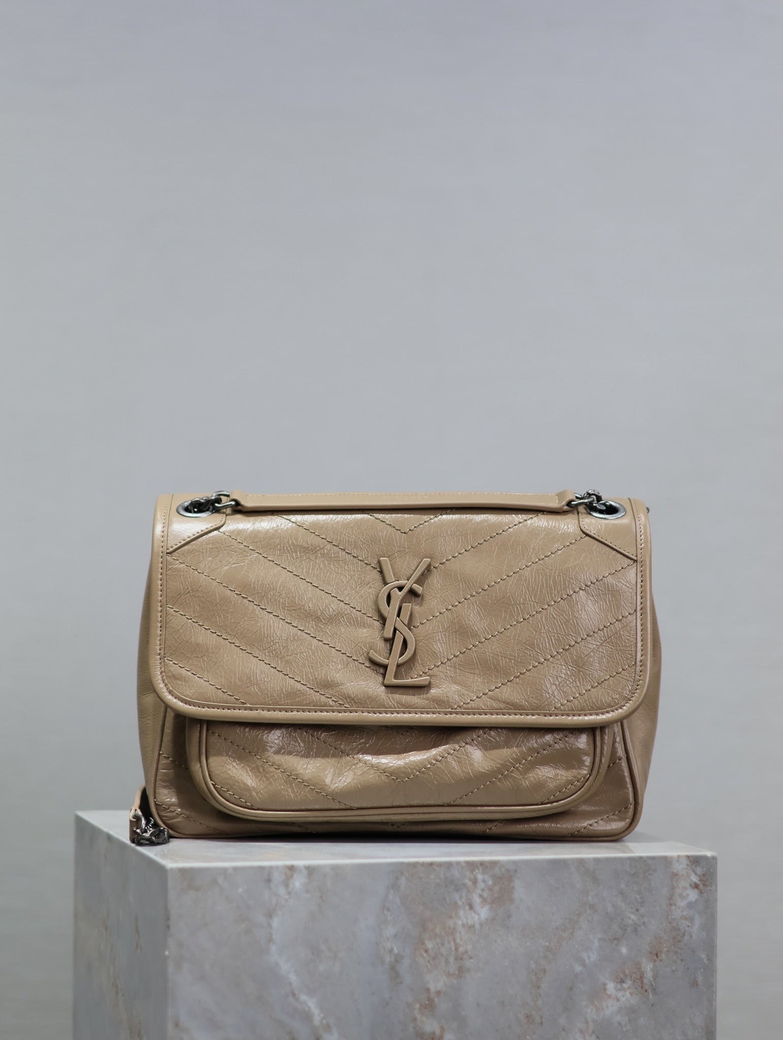 Dragons Bags - Premium Luxury Goods and Accessories - AFFORDABLE LUXURY BAGS - 5990