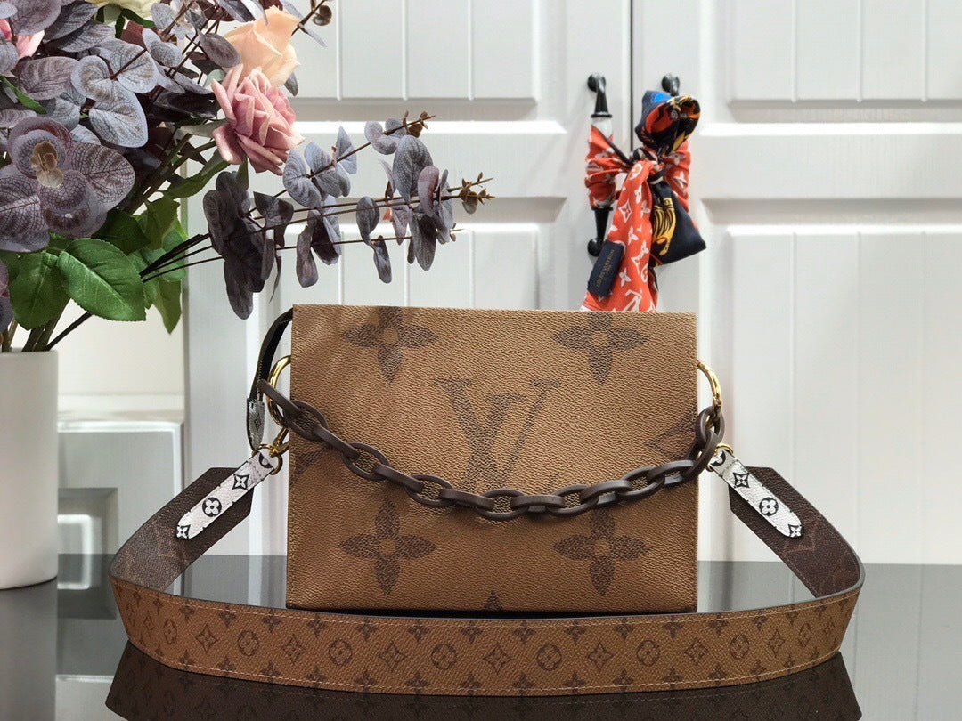 new-luxury-designer-bags-nm22047