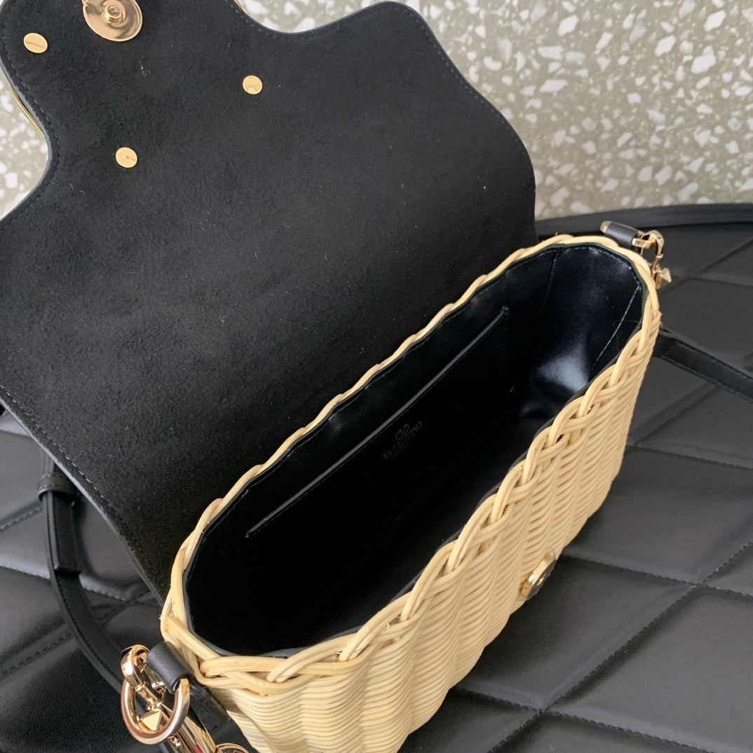 Dragons Bags - DESIGNER BAGS FOR WOMEN - AFFORDABLE LUXURY BAGS - 5528
