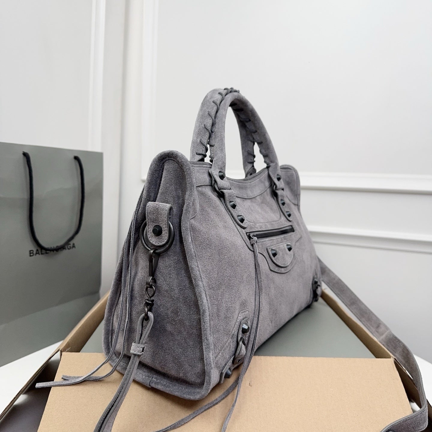 new-designer-premium-bags-nm24002
