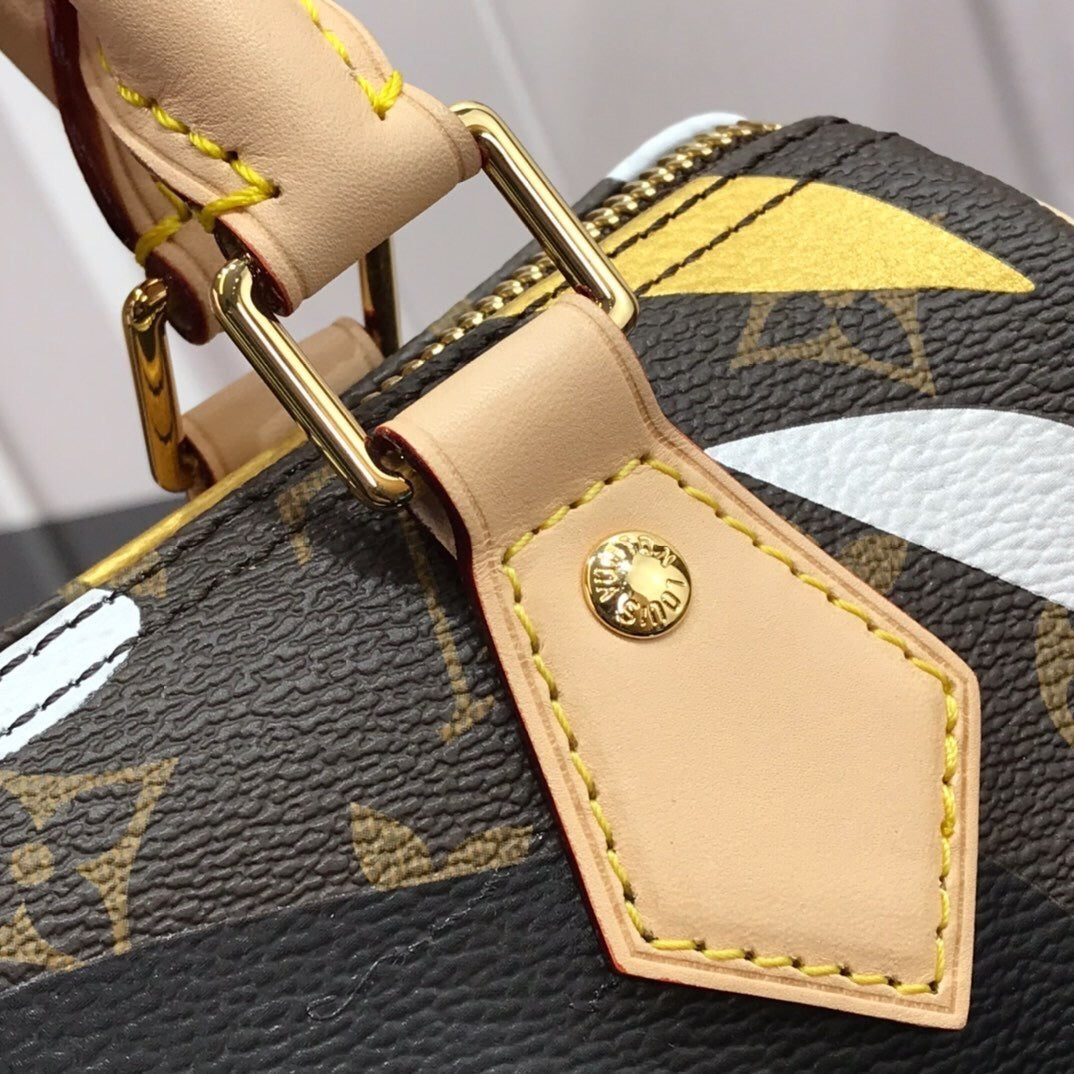 new-luxury-designer-bags-nm22010