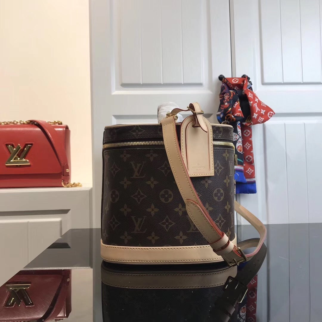 new-luxury-designer-bags-nm21810