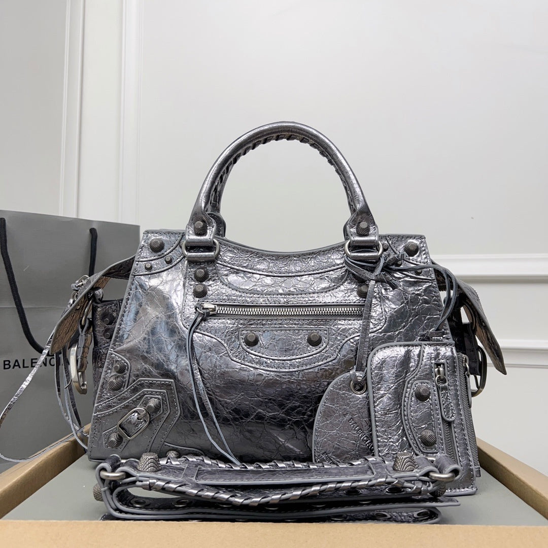 new-luxury-designer-bags-nm24282