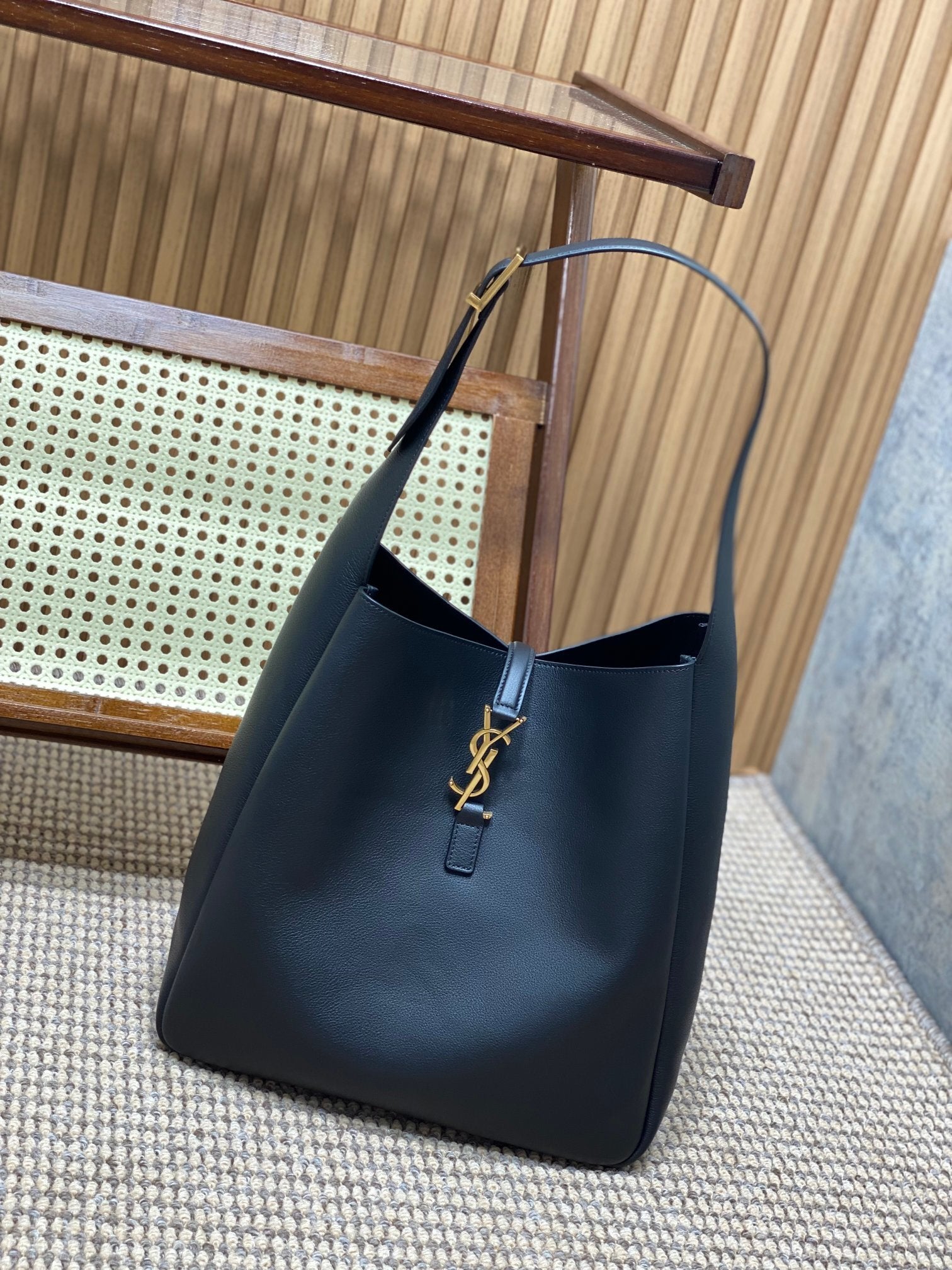 Dragons Bags - High-Quality Designer Products for You - AFFORDABLE LUXURY BAGS - 5847