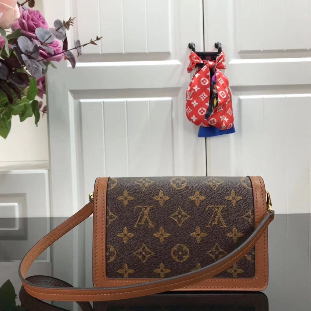 Dragons Bags - Premium Luxury Goods and Accessories - AFFORDABLE LUXURY BAGS - 3982