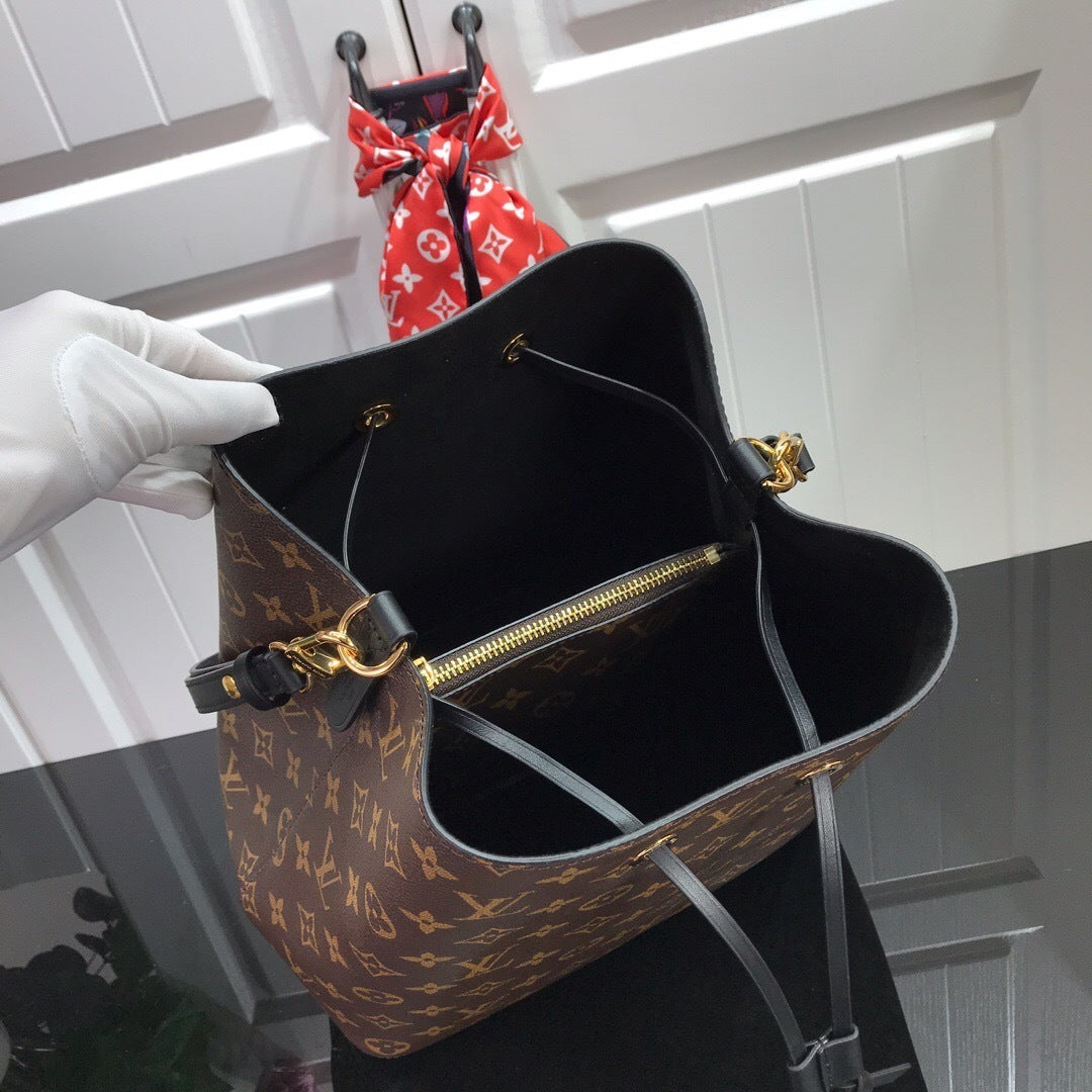 new-luxury-designer-bags-nm22079