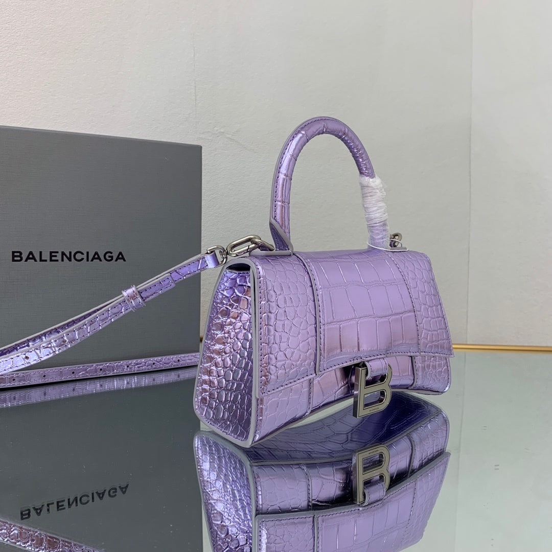 new-luxury-designer-bags-nm24069