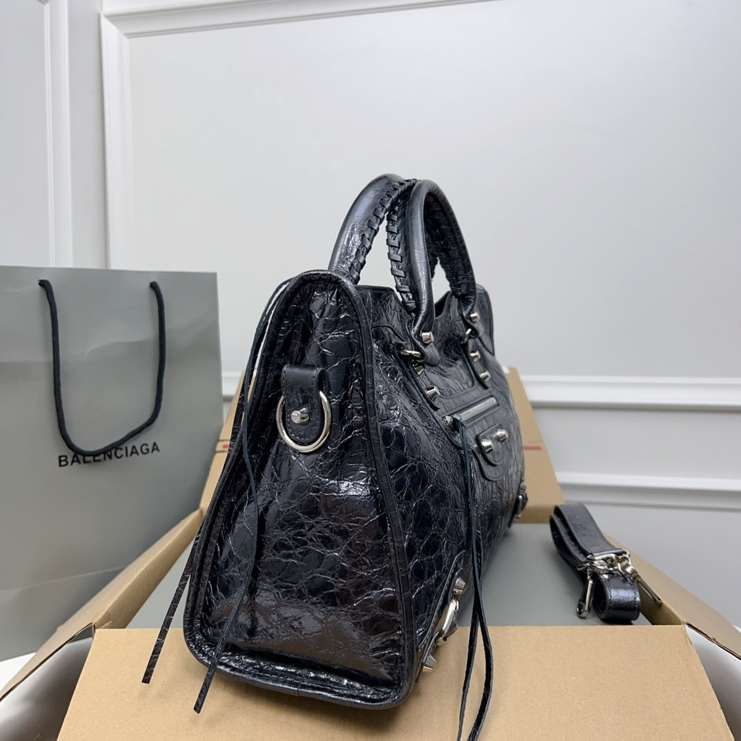 new-designer-premium-bags-nm24016