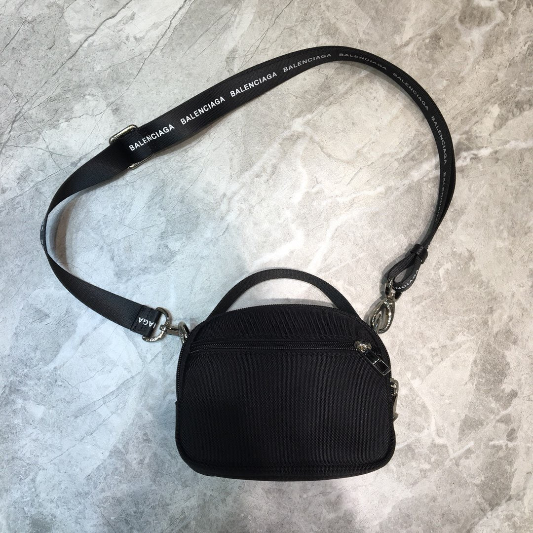 new-luxury-designer-bags-nm24488