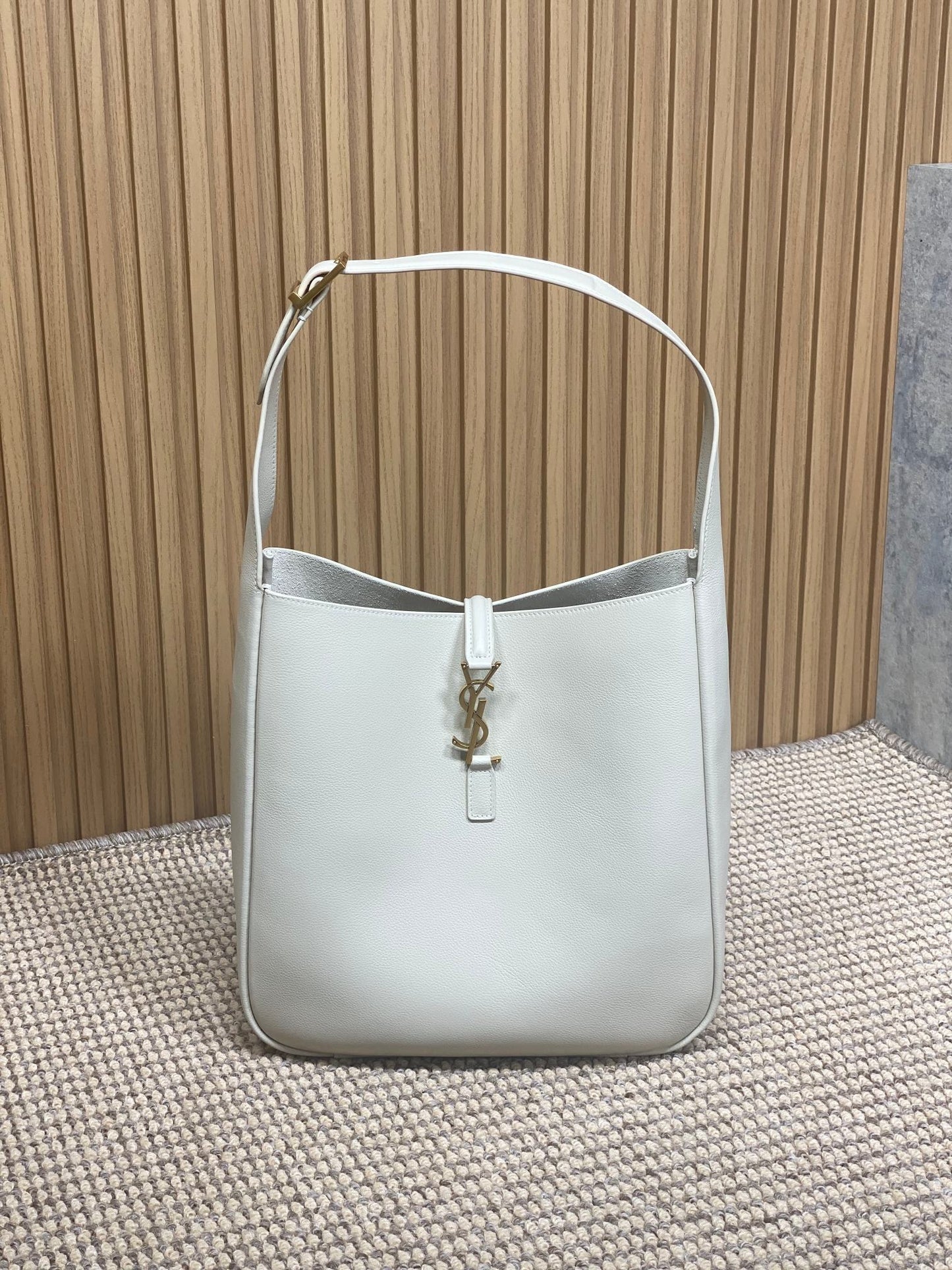 Dragons Bags - DESIGNER BAGS FOR WOMEN - AFFORDABLE LUXURY BAGS - 5912