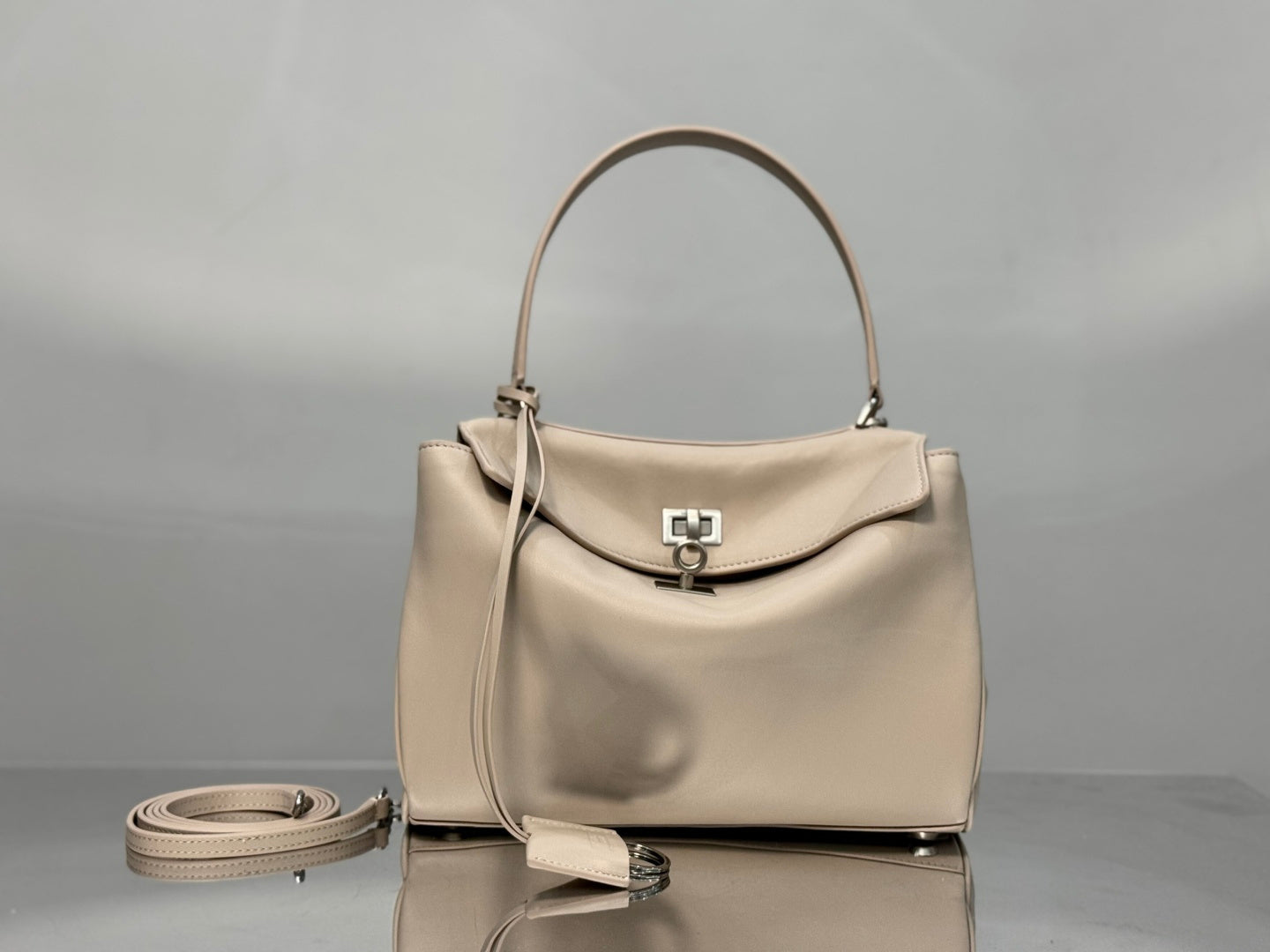 new-luxury-designer-bags-nm24570
