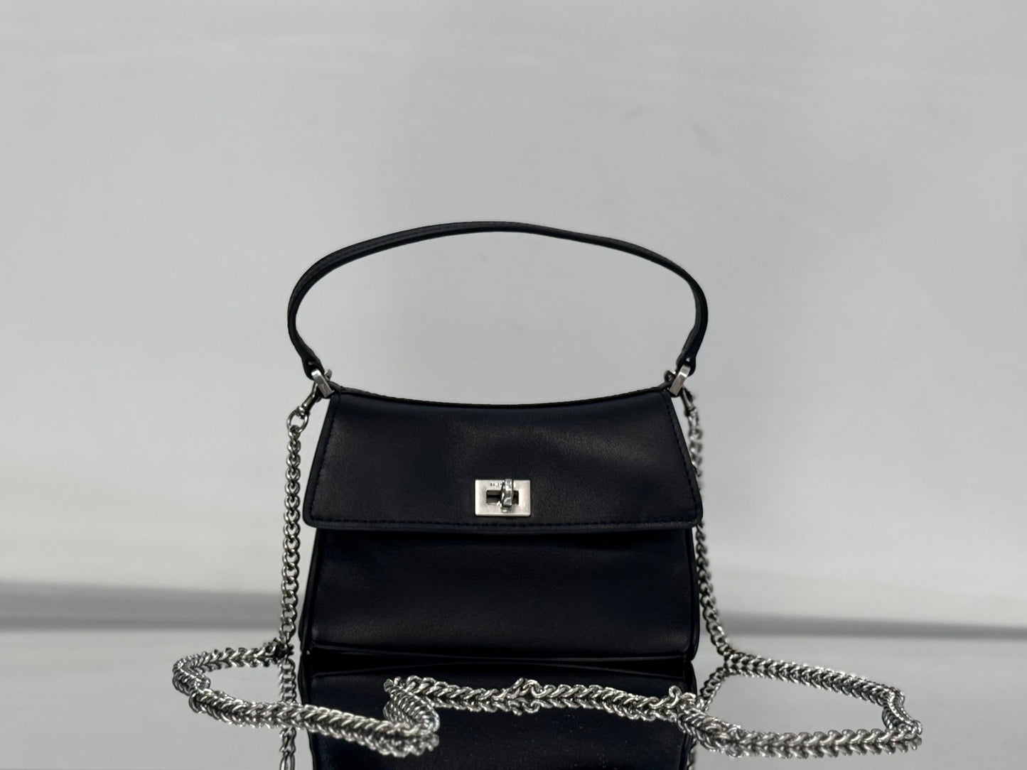 new-luxury-designer-bags-nm24386