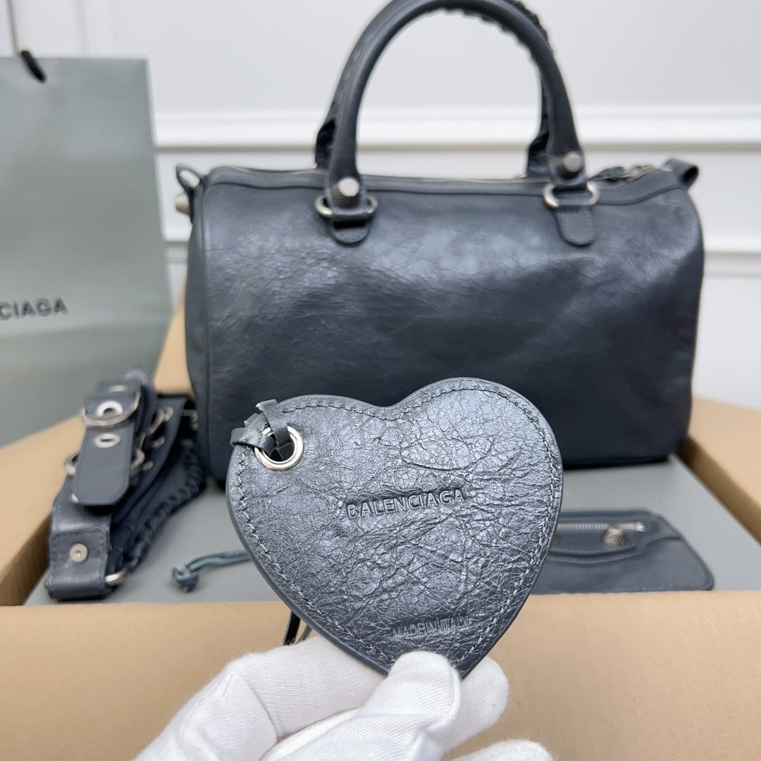 new-designer-premium-bags-nm24292