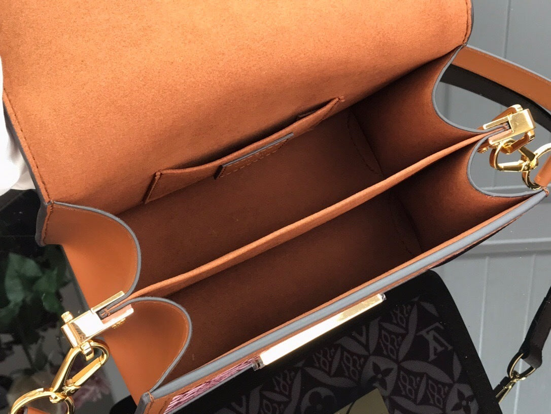Dragons Bags - High-Quality Designer Products for You - AFFORDABLE LUXURY BAGS - 4367
