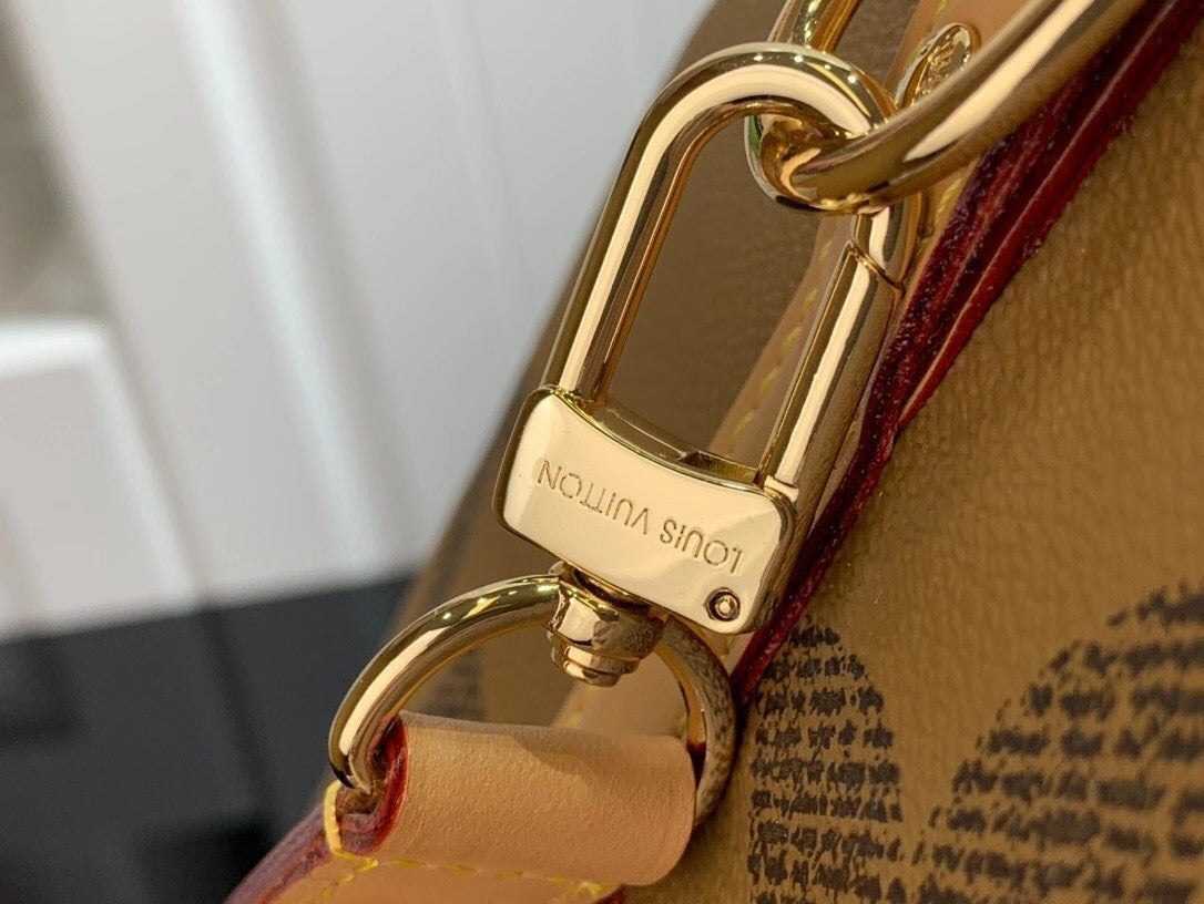 Dragons Bags - High-Quality Designer Products for You - AFFORDABLE LUXURY BAGS - 3803