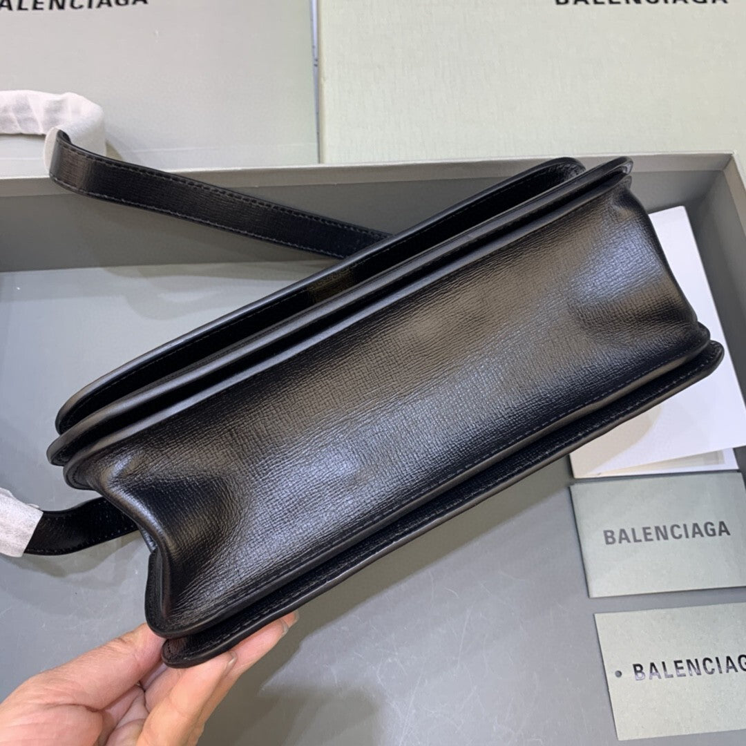 new-luxury-designer-bags-nm24793