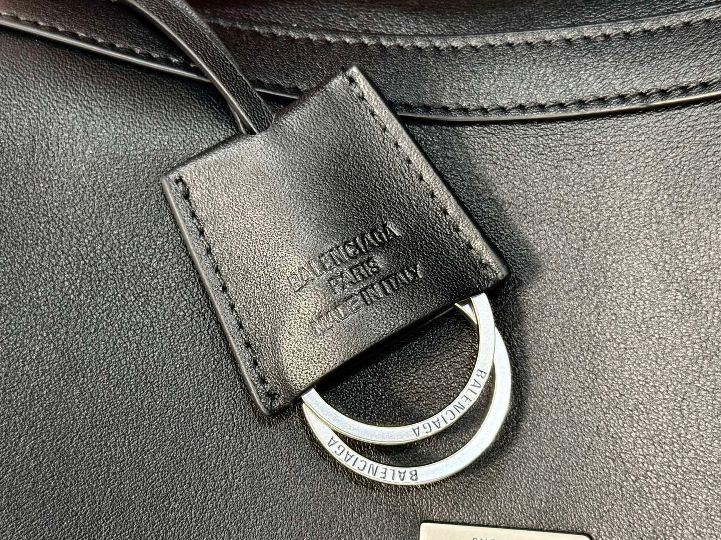 new-luxury-designer-bags-nm24673