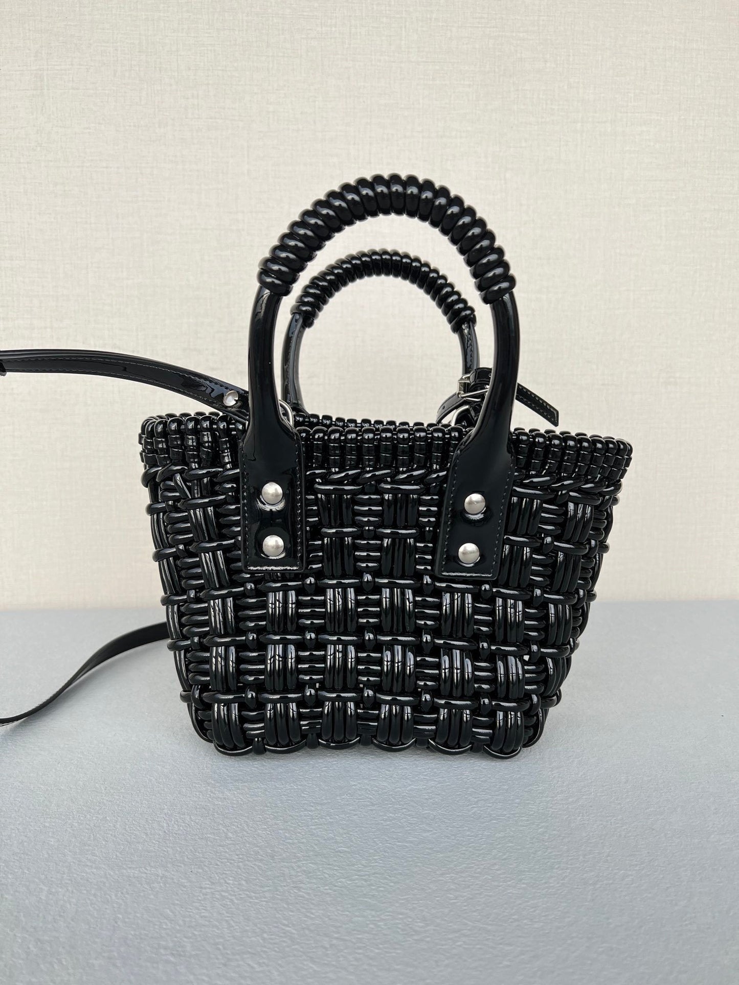 new-luxury-designer-bags-nm24061