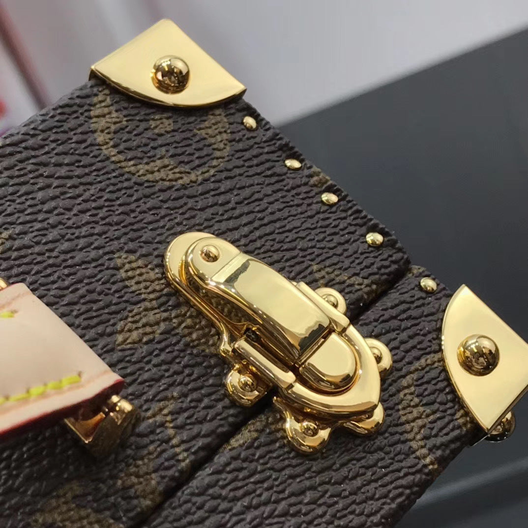new-luxury-designer-bags-nm21969