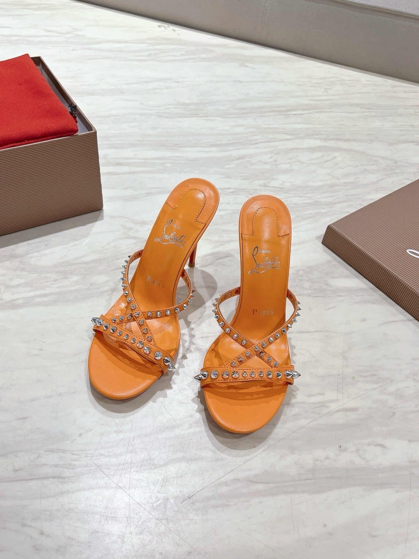 Dragons Bags - High-Quality Designer Products for You - AFFORDABLE LUXURY HEELS - 8291