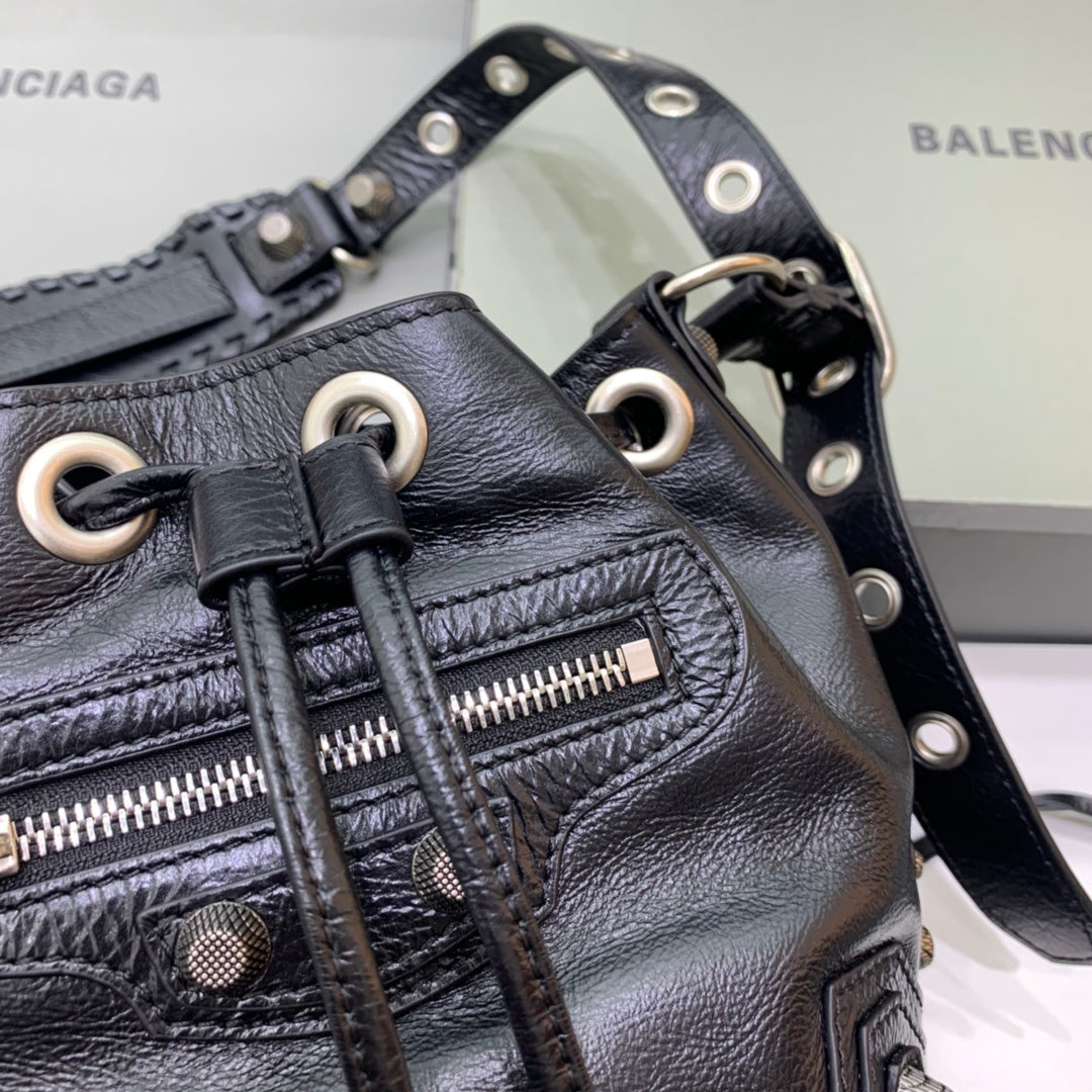 new-luxury-designer-bags-nm24318