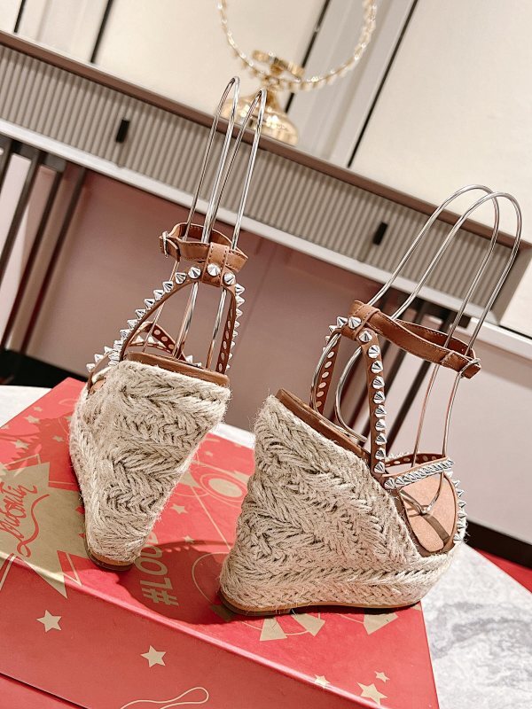 Dragons Bags - High-Quality Designer Products for You - AFFORDABLE LUXURY HEELS - 8315