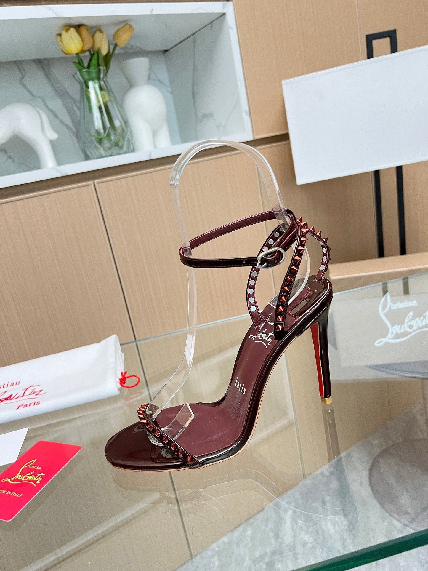Dragons Bags - High-Quality Designer Products for You - AFFORDABLE LUXURY HEELS - 8067