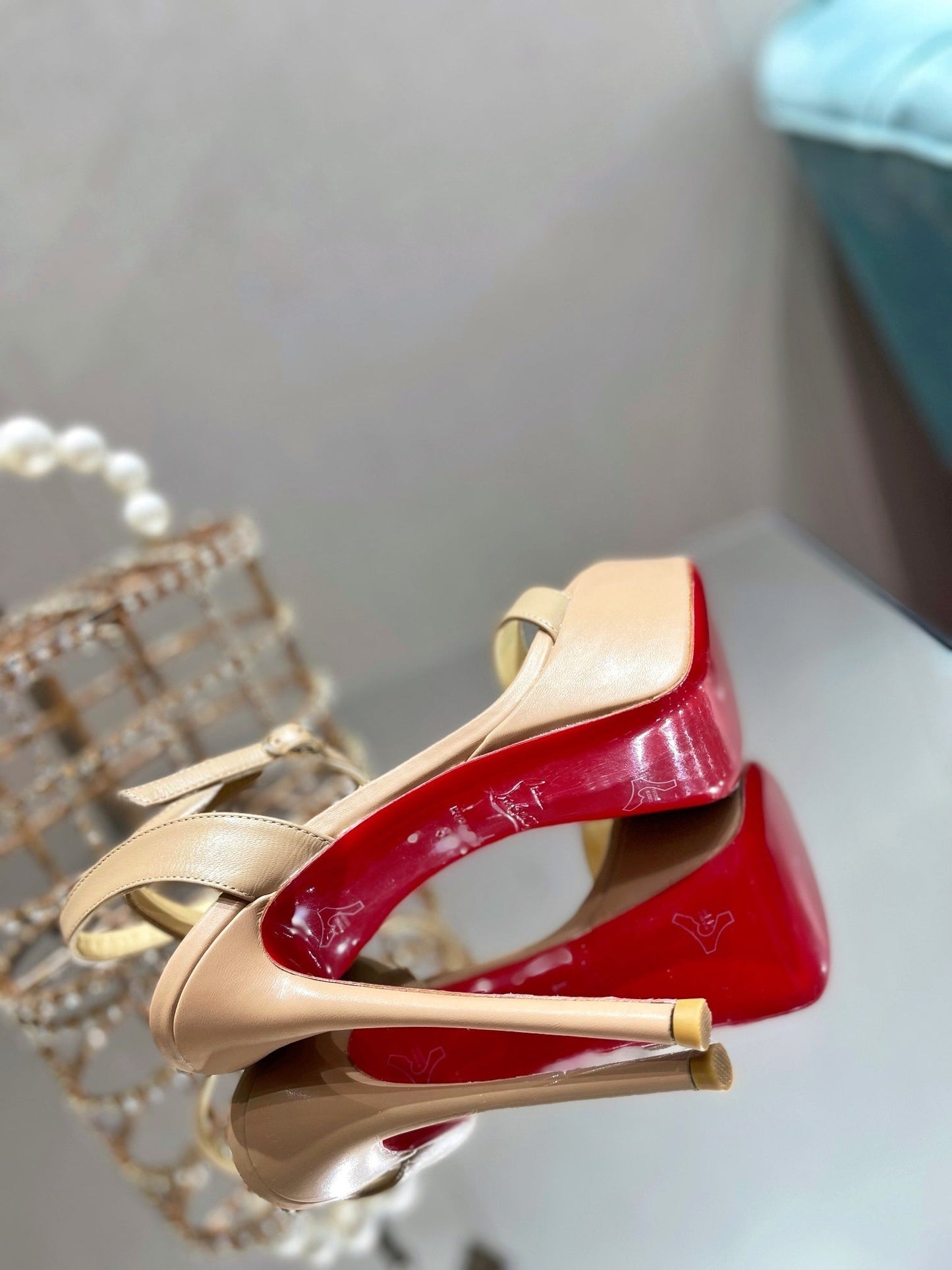 Dragons Bags - High-Quality Designer Products for You - AFFORDABLE LUXURY HEELS - 7959