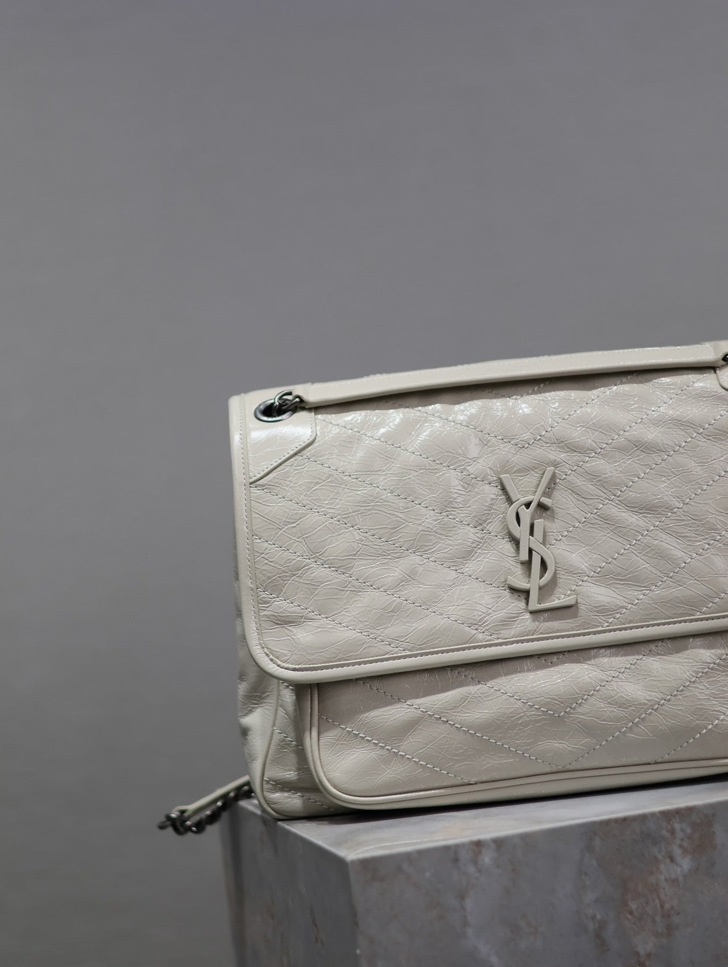 Dragons Bags - High-Quality Designer Products for You - AFFORDABLE LUXURY BAGS - 5983