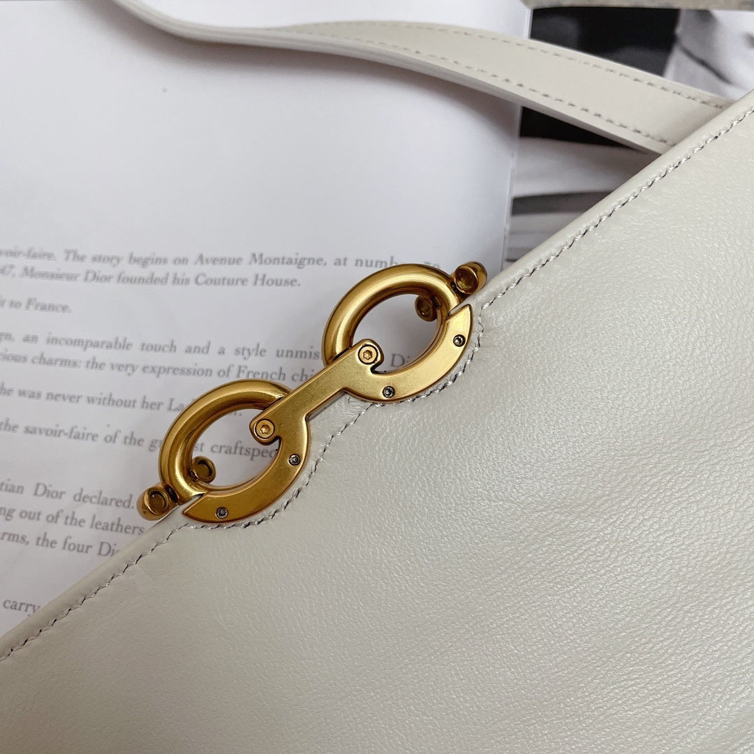 Dragons Bags - Best High-End Brands in One Place - AFFORDABLE LUXURY BAGS - 5825