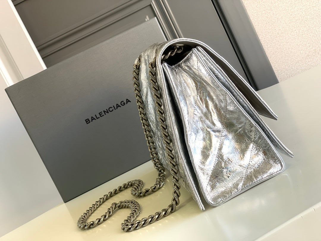 new-luxury-designer-bags-nm24194