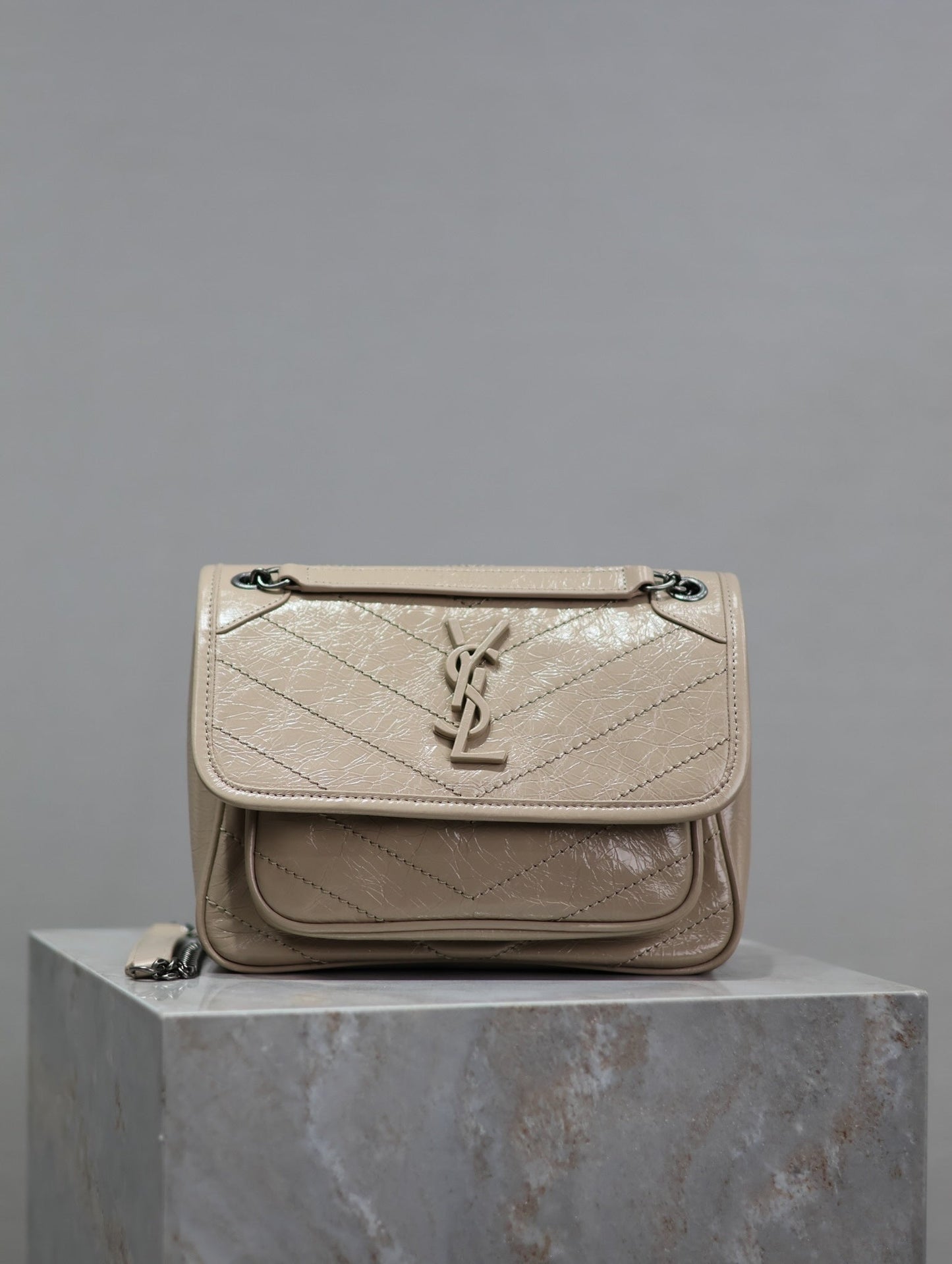 Dragons Bags - DESIGNER BAGS FOR WOMEN - AFFORDABLE LUXURY BAGS - 5988
