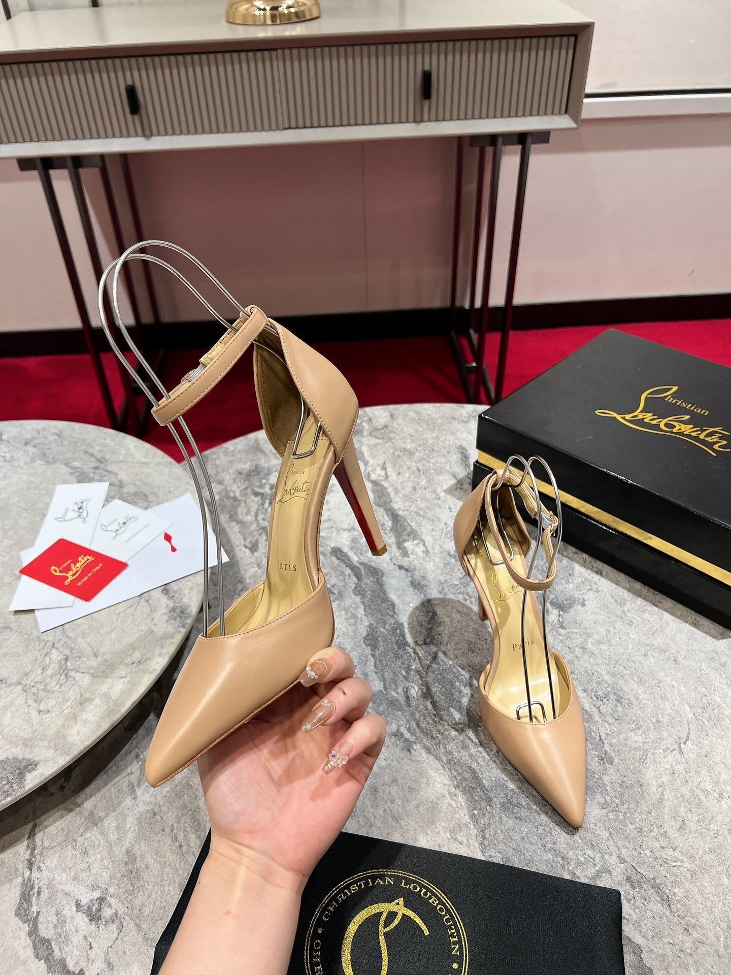Dragons Bags - Best High-End Brands in One Place - AFFORDABLE LUXURY HEELS - 8085