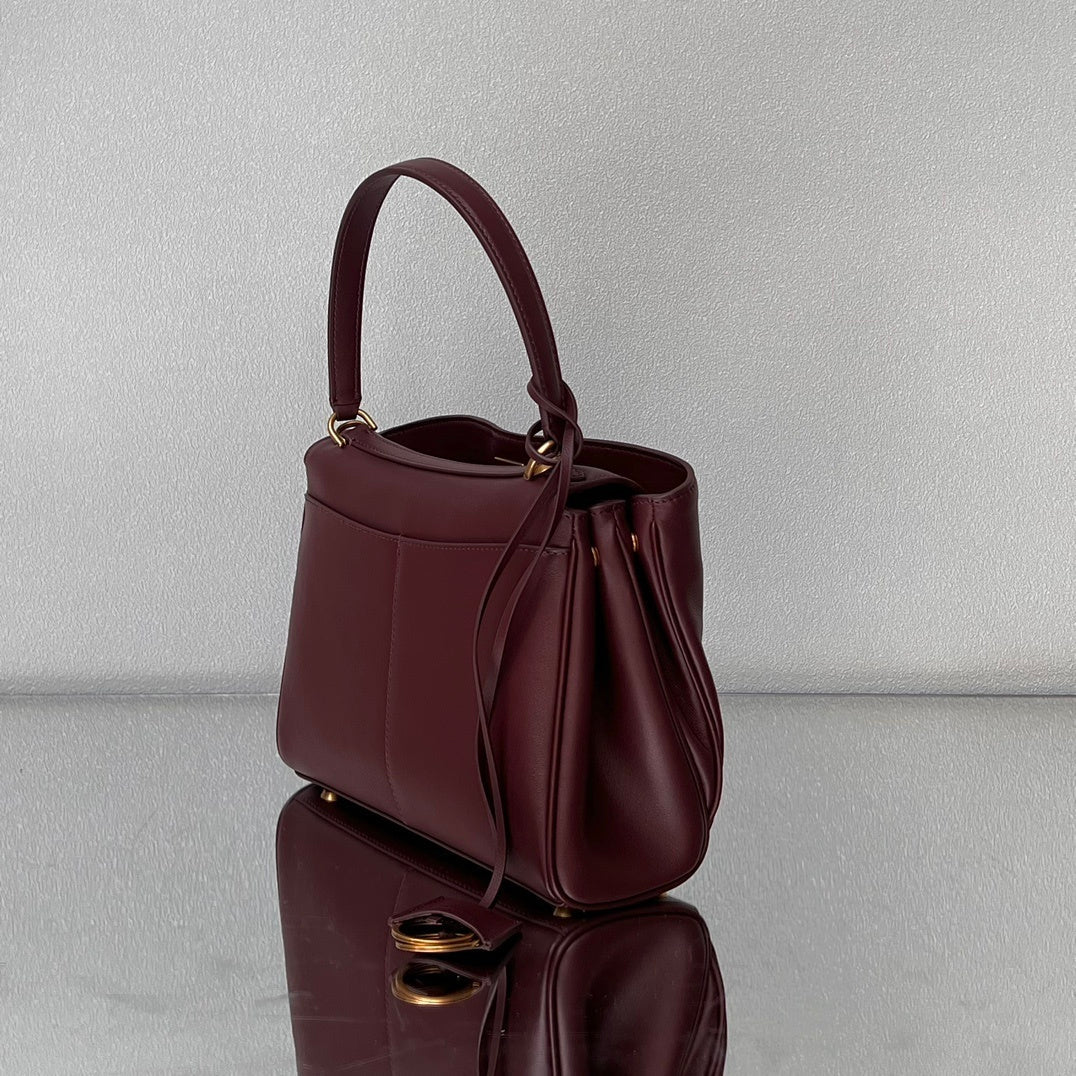 new-designer-premium-bags-nm24555