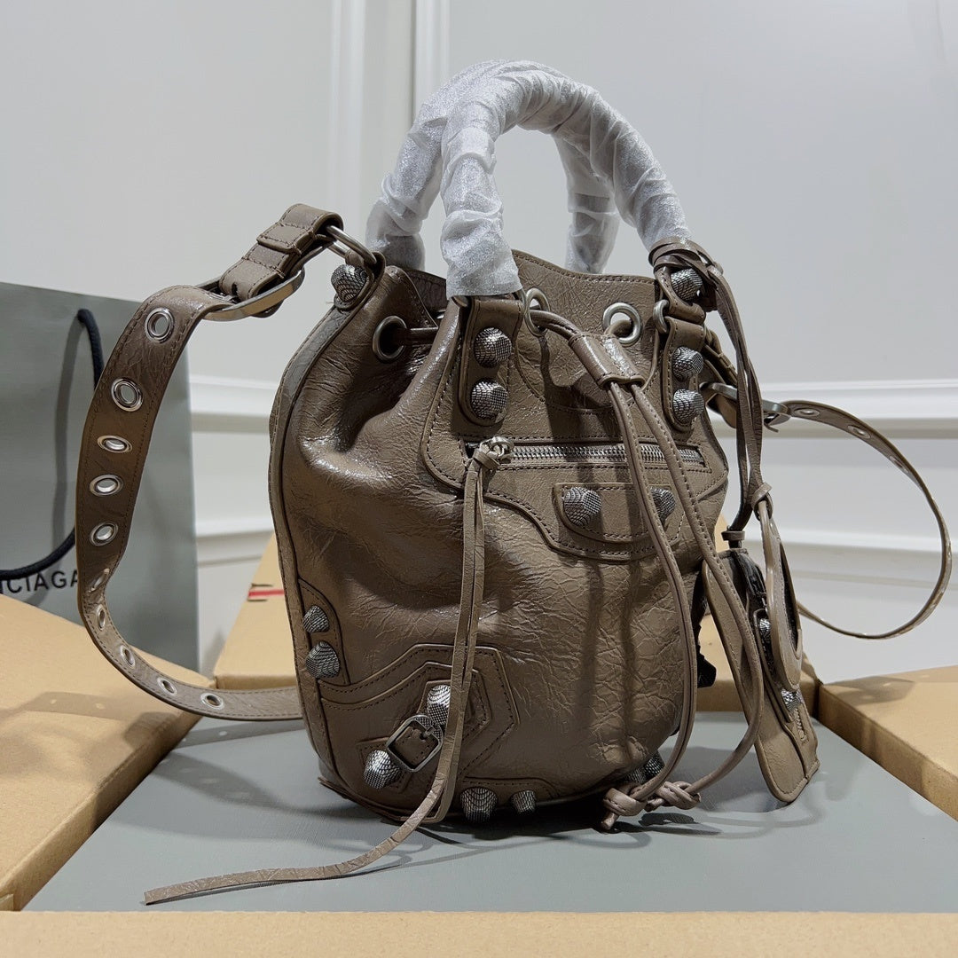 new-elite-designer-bags-nm24235