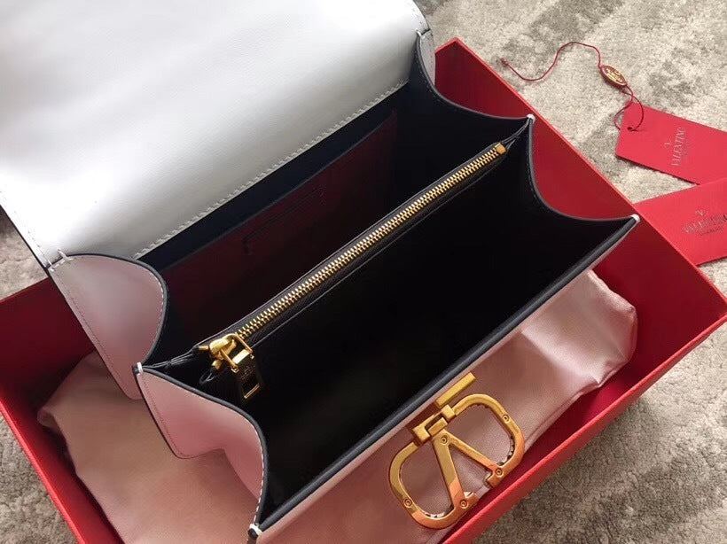 Dragons Bags - High-Quality Designer Products for You - AFFORDABLE LUXURY BAGS - 5579