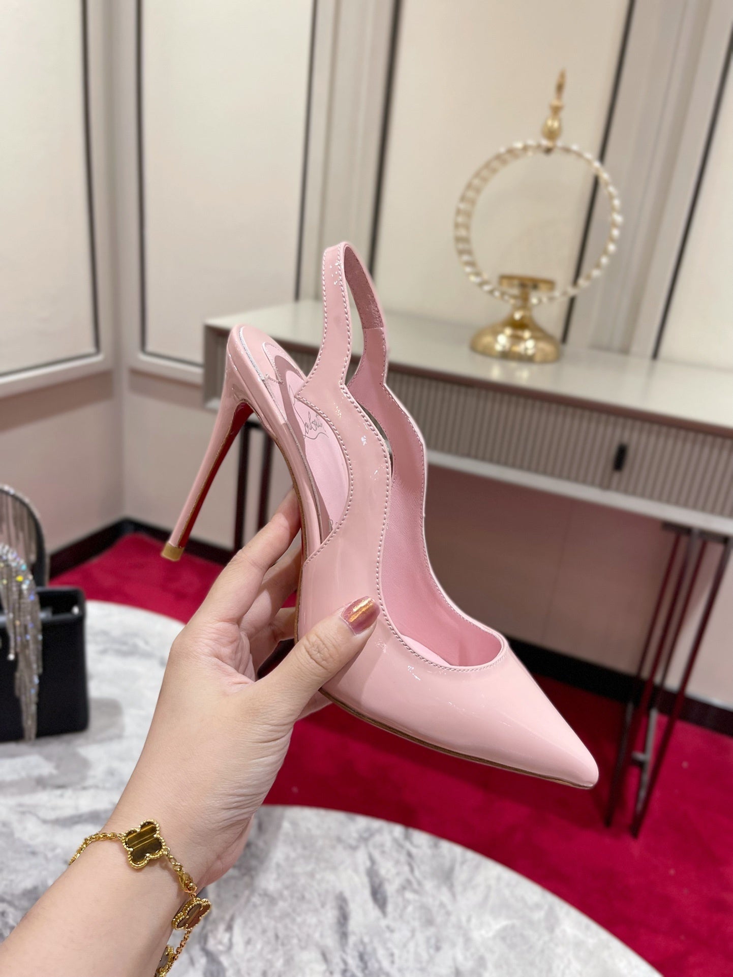 Dragons Bags - Premium Luxury Goods and Accessories - AFFORDABLE LUXURY HEELS - 8178
