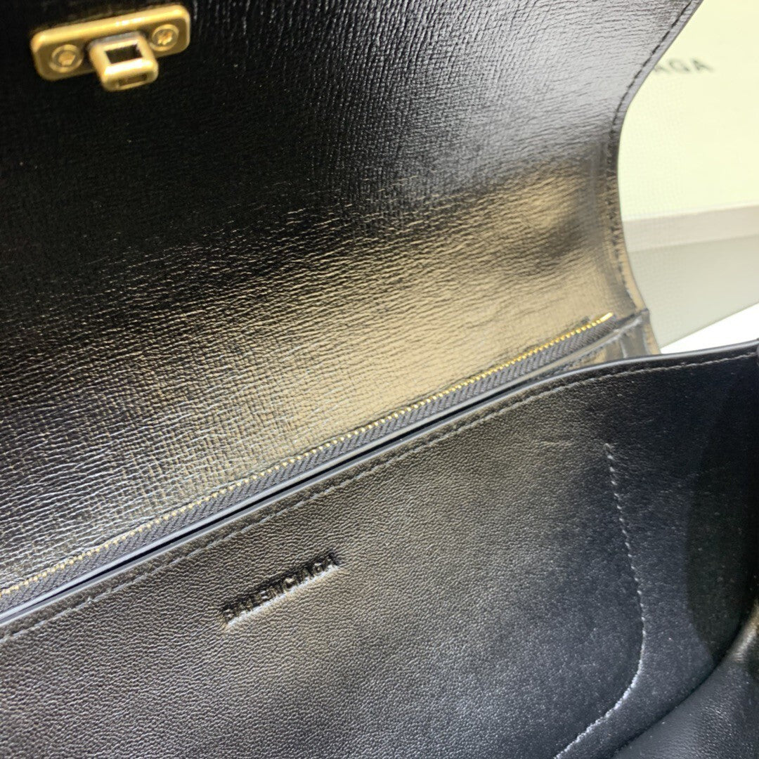 new-luxury-designer-bags-nm24508