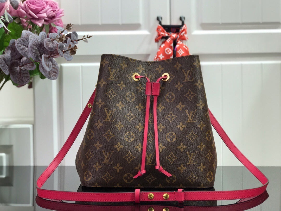 new-luxury-designer-bags-nm22079