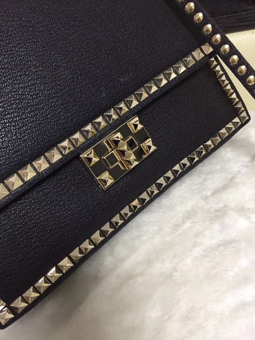Dragons Bags - Best High-End Brands in One Place - AFFORDABLE LUXURY BAGS - 5573
