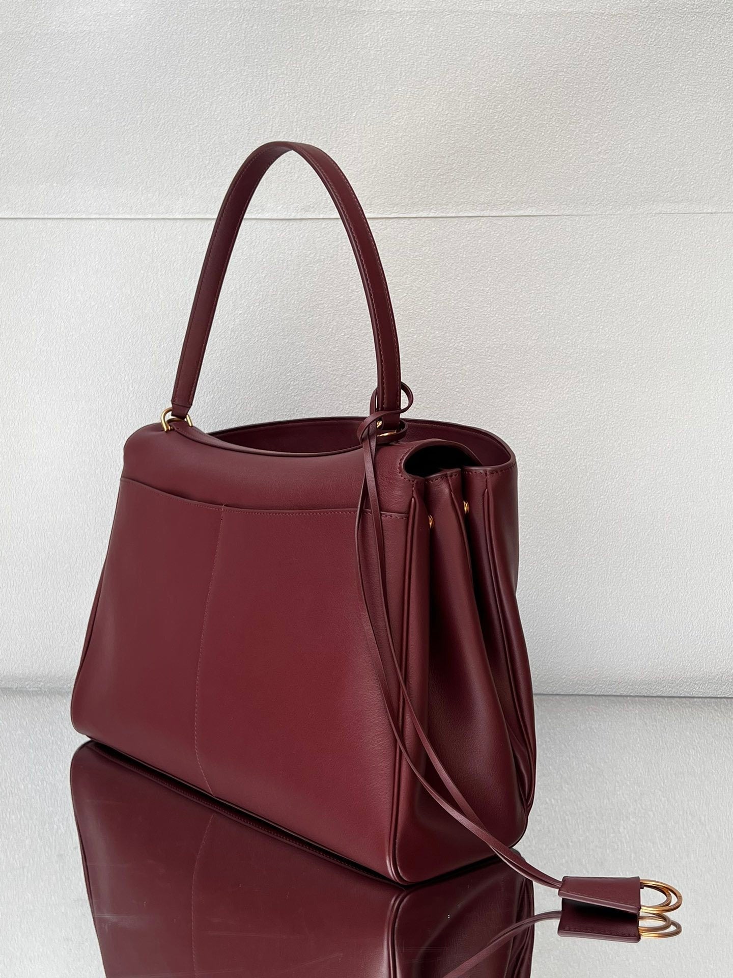 new-luxury-designer-bags-nm24842