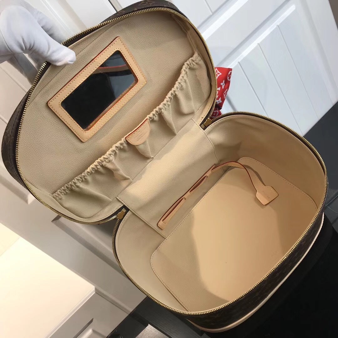 new-luxury-designer-bags-nm21810
